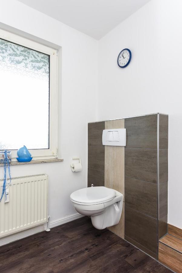 Ferienwohnung Haus Heimathafen エセンス エクステリア 写真