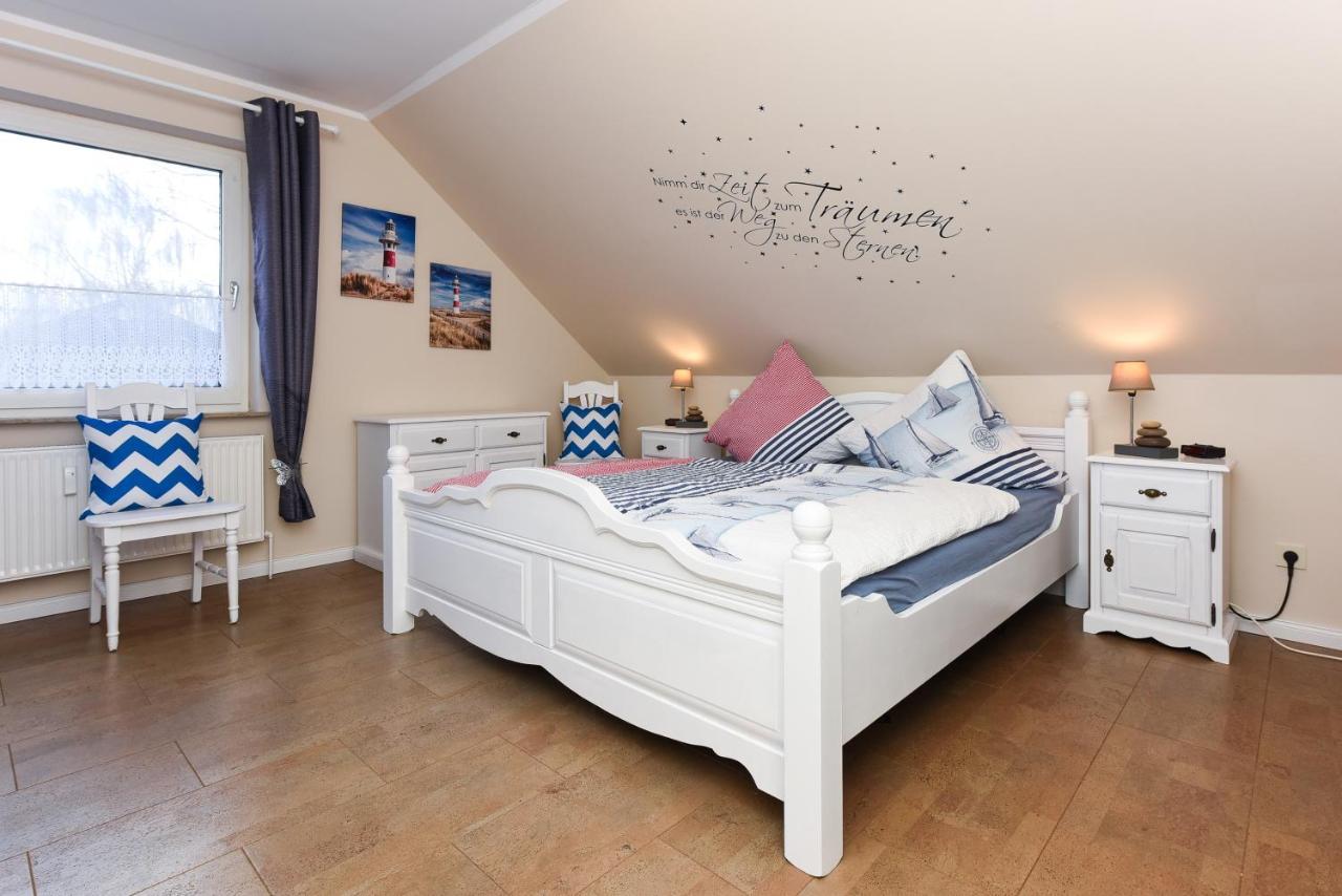 Ferienwohnung Haus Heimathafen エセンス エクステリア 写真
