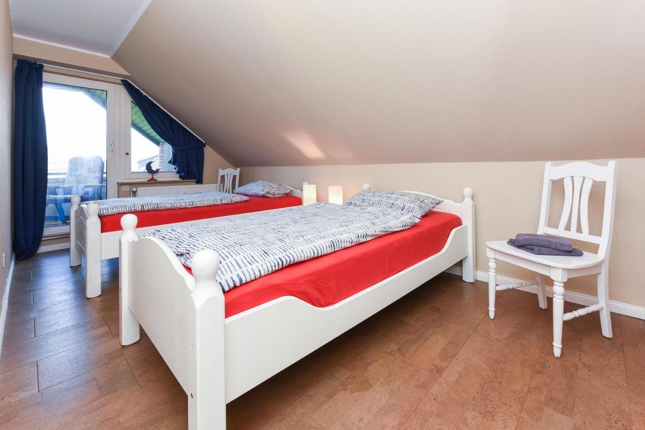 Ferienwohnung Haus Heimathafen エセンス エクステリア 写真