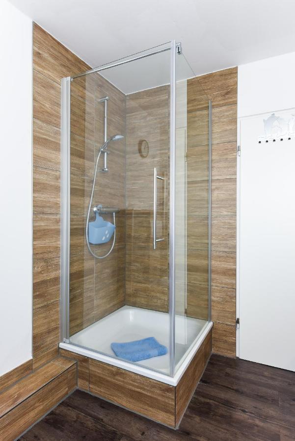 Ferienwohnung Haus Heimathafen エセンス エクステリア 写真