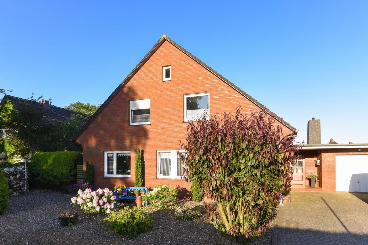 Ferienwohnung Haus Heimathafen エセンス エクステリア 写真